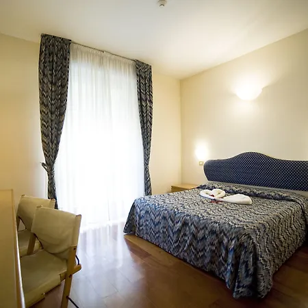 Hotel Villa Ricci & Benessere-2